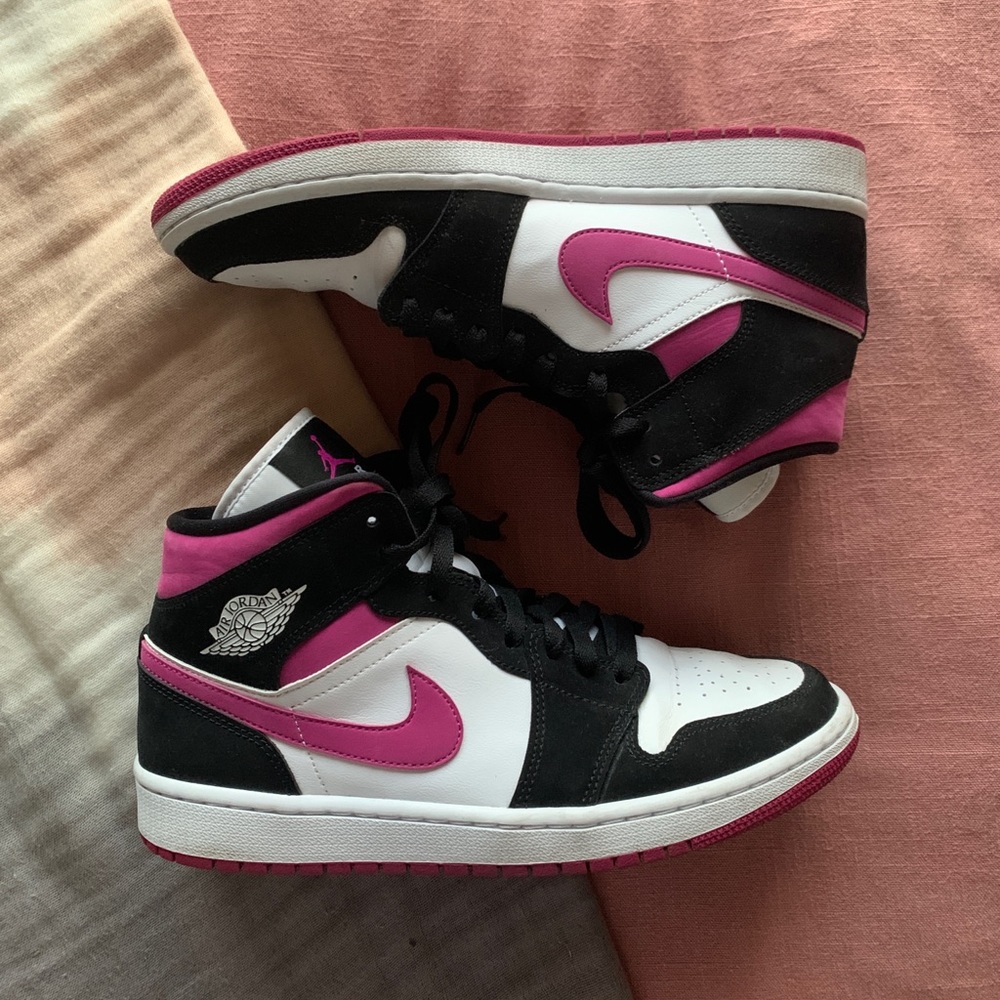 Nike Air Jordan 1 Mid Cactus Flower, Womens 10/Mens 8